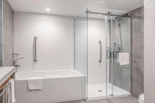 Hilton Montreal Laval