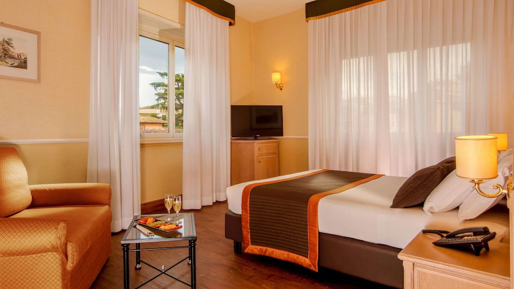 Hotel Santa Costanza