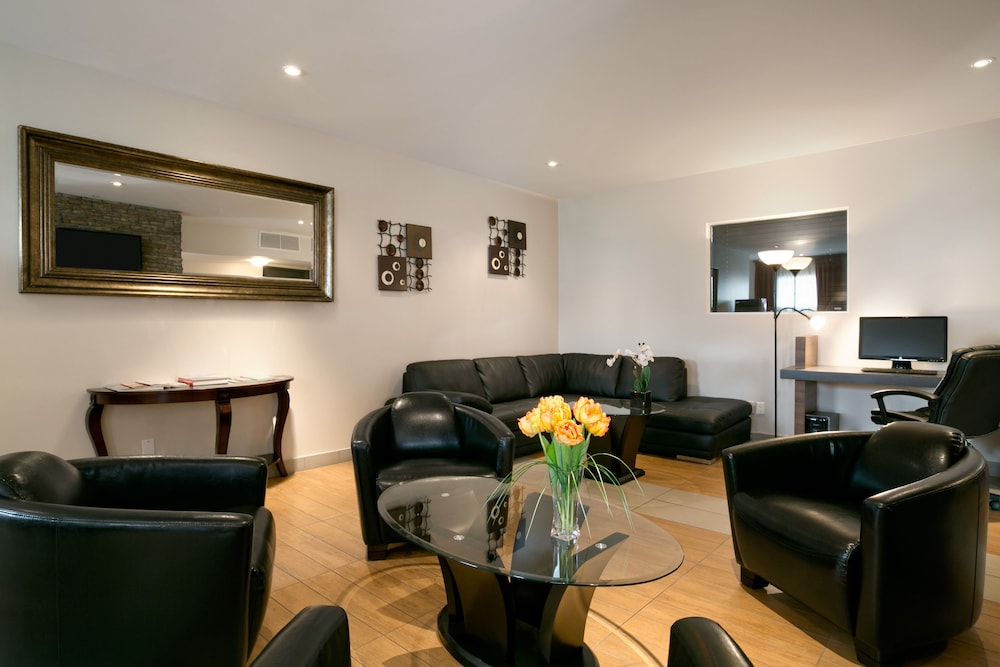 Days Inn by Wyndham Montreal East