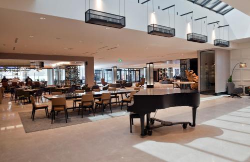 Sheraton Laval Hotel