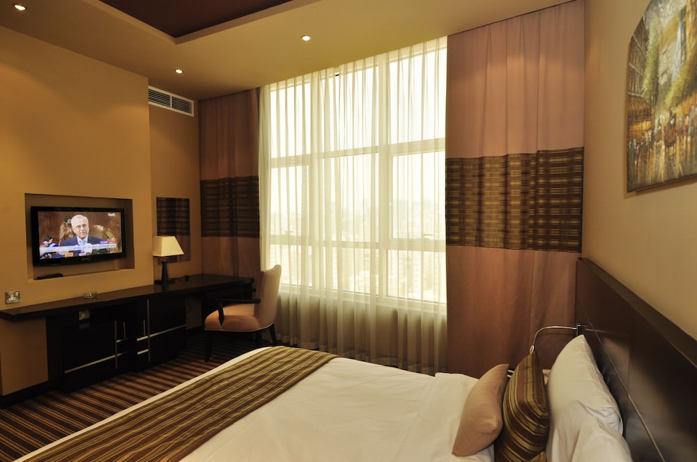 One to One Aldar Hotel