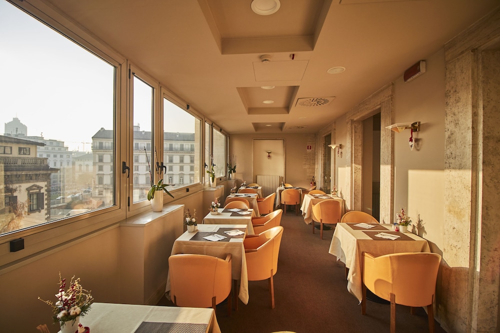 iH Exclusive Milano Ambasciatori