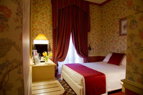 IH Hotels Milano Regency