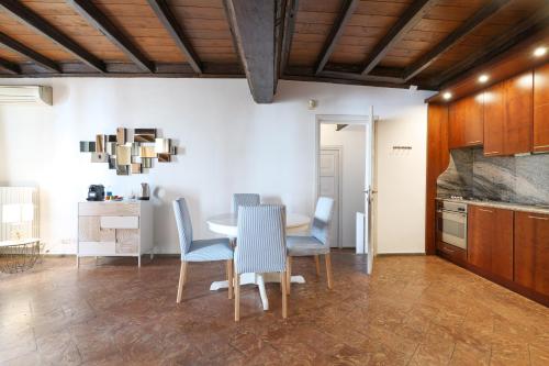 Mila Apartments Magenta