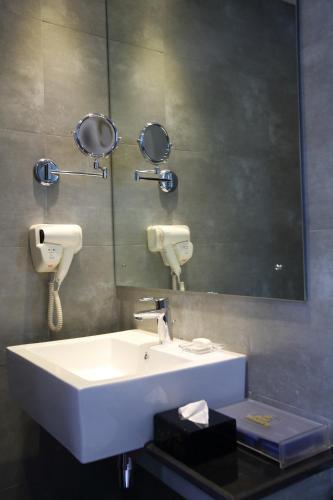 Best Western Elyon Colombo