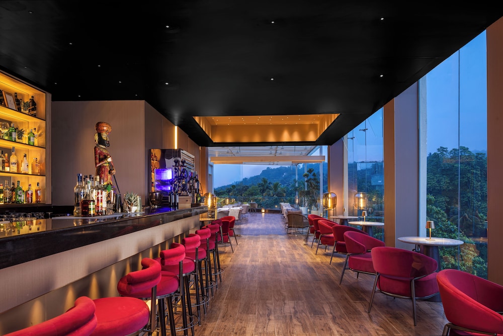 The Golden Crown Kandy