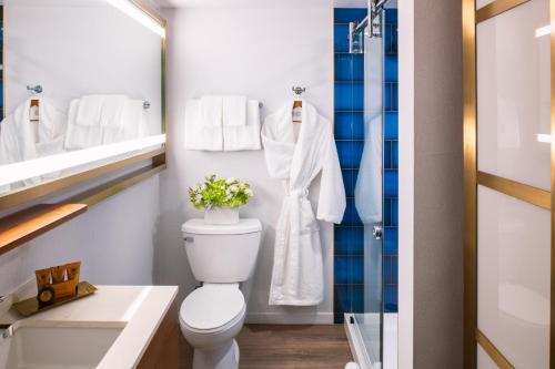 Le Méridien Essex Chicago