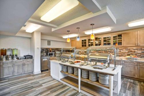 Homewood Suites by Hilton Chicago Downtown