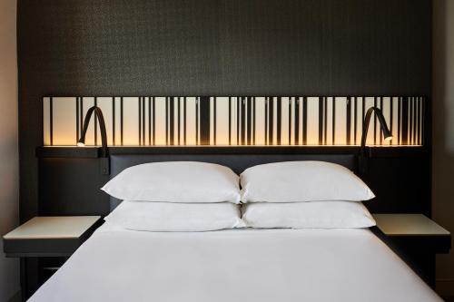 Hyatt Regency Chicago