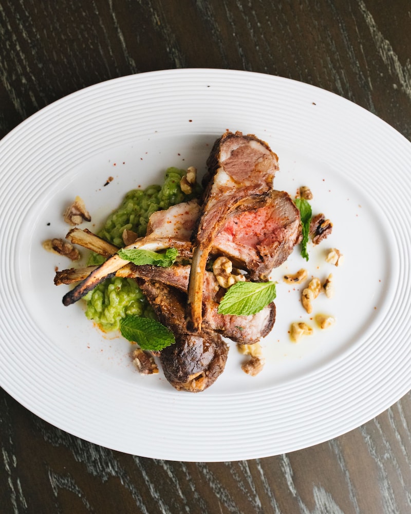 The Chicago Hotel Collection Ambassador Gold Coast