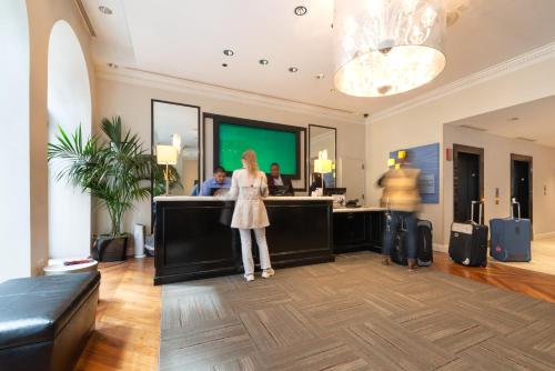 Hotel Cass - A Holiday Inn Express at Magnificent Mile