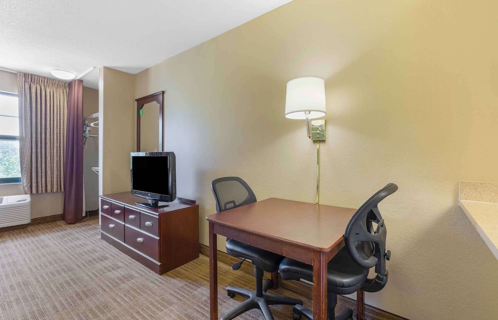 Extended Stay America Chicago Elmhurst O'Hare