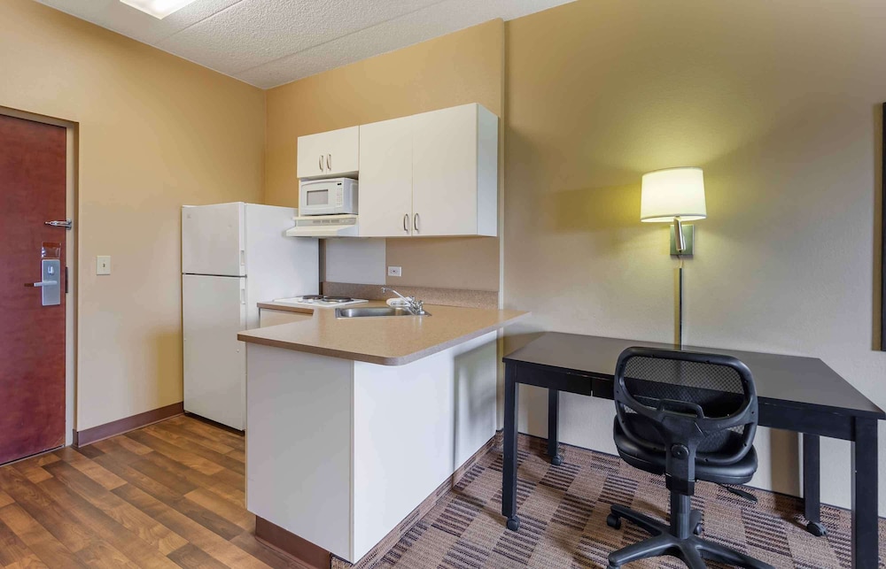 Extended Stay America Chicago Elmhurst O'Hare