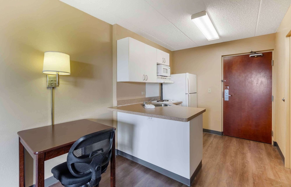 Extended Stay America Chicago Elmhurst O'Hare