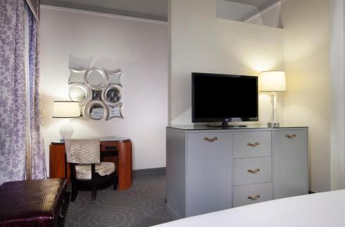 Silversmith Hotel Chicago Downtown