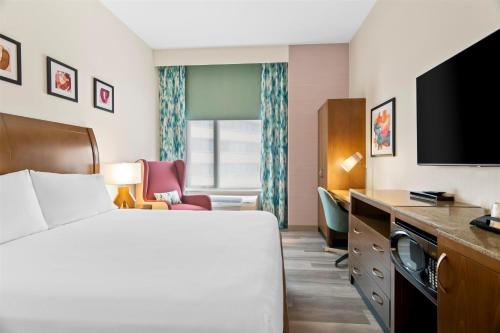 Hilton Garden Inn Chicago Downtown Riverwalk