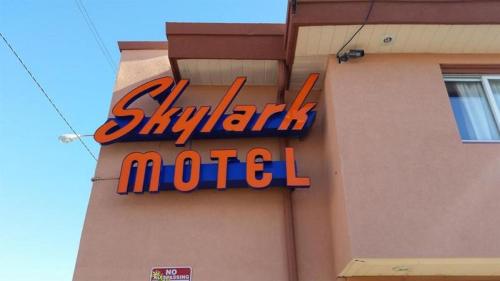 Skylark Motel Chicago Midway Airport
