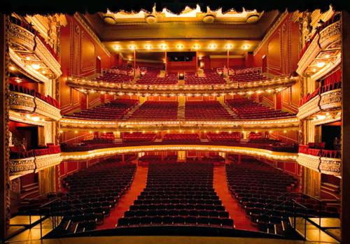 Hampton Inn Majestic Chicago Theatre District