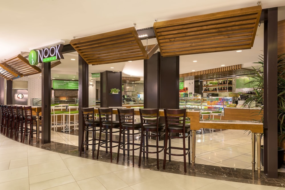 The LINQ Hotel & Casino - A Caesars Rewards Destination