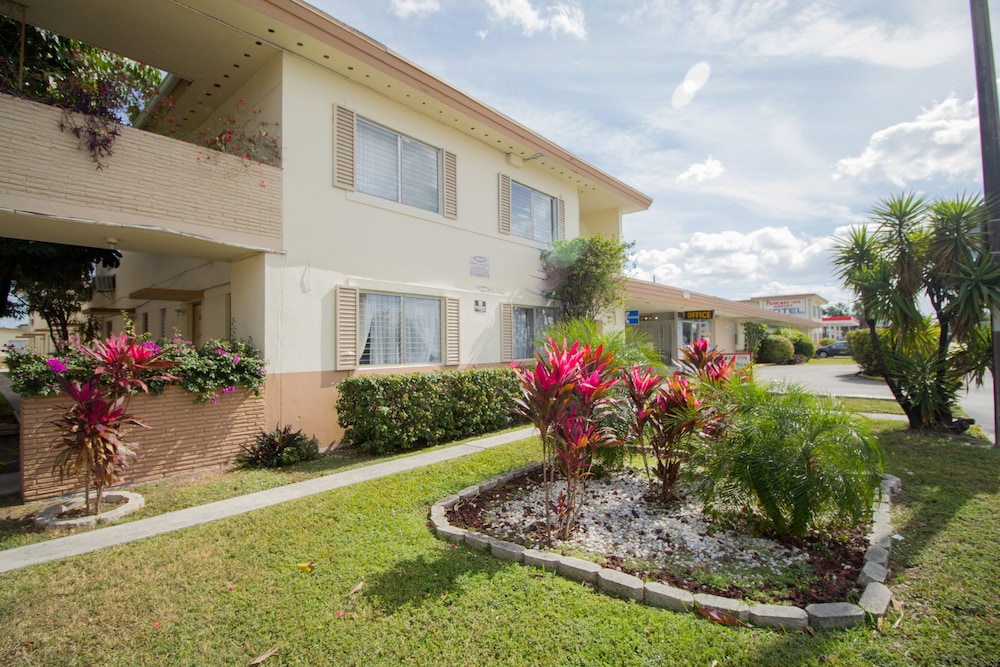 Parkway Inn Airport Motel