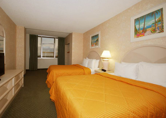 Clarion Inn & Suites Miami Airport
