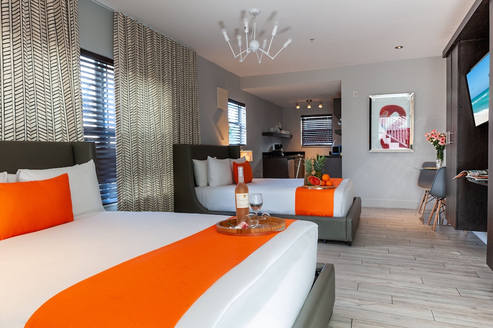 SEASIDE ALL SUITES HOTEL