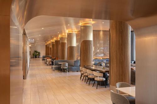 Hilton New York Times Square