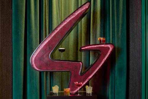 Paramount Times Square - A Generator Hotel