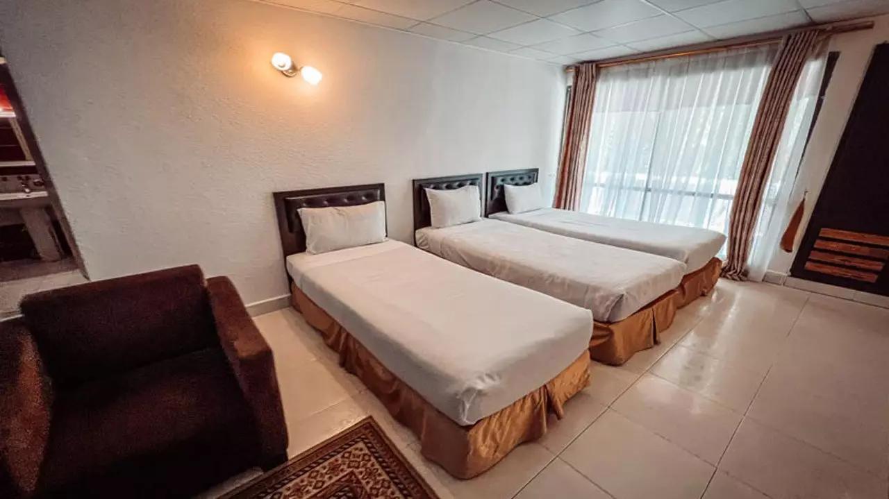 هتل آبادگران