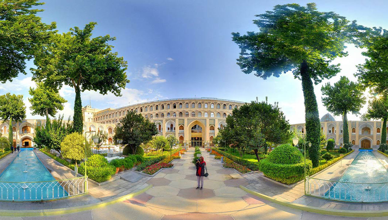 هتل عباسی