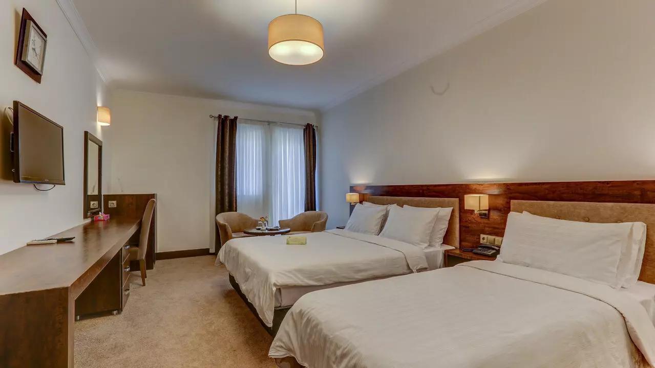  هتل جهانگردی