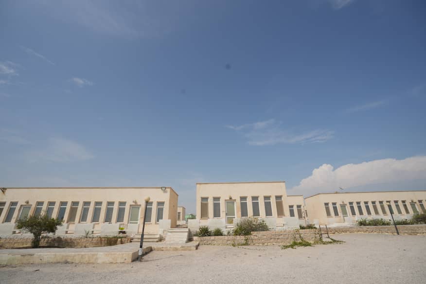 مجتمع مسکونی باغ ایران زمین