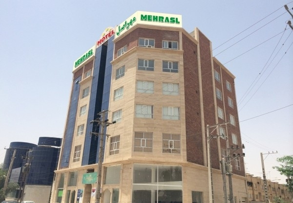 هتل آپارتمان ایرانیکا