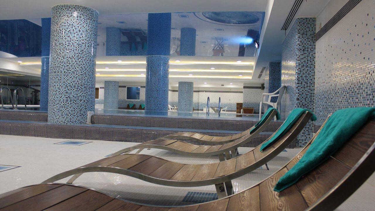 هتل بزرگ پارک حیات