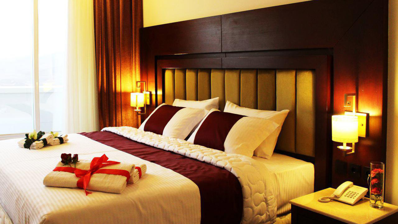 هتل بزرگ پارک حیات