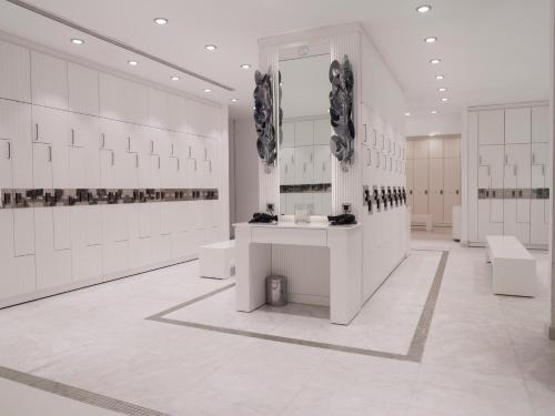 Wyndham Grand Istanbul Kalamis Marina Hotel