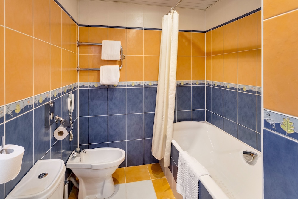 Vega Hotel & Convention Center