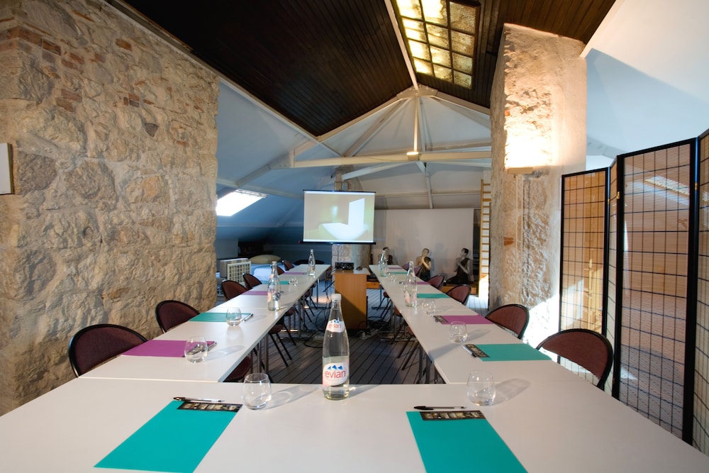 Le Windsor, Jungle Art Hotel