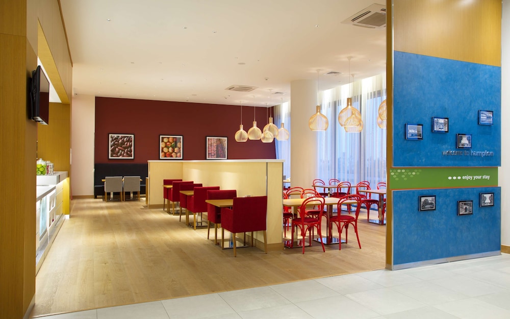 Hampton by Hilton Saint Petersburg ExpoForum
