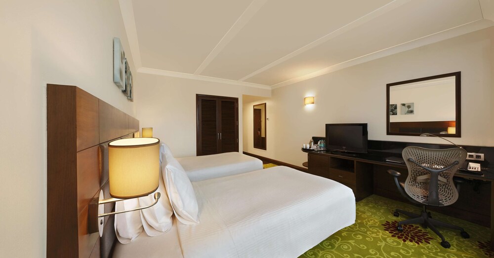 Hilton Garden Inn New Delhi/ Saket