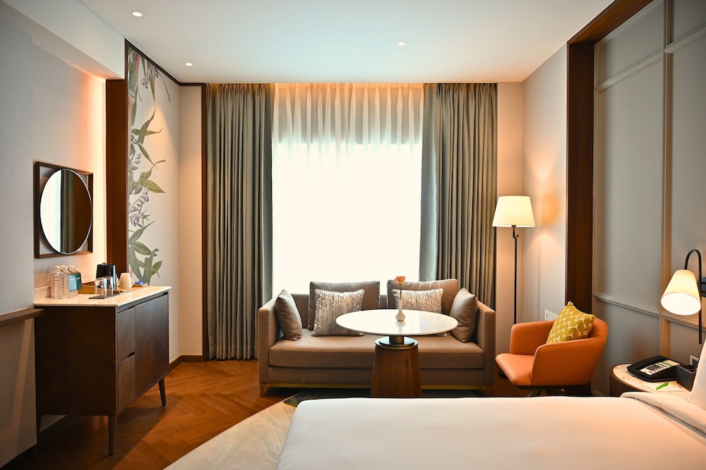 Holiday Inn New Delhi Mayur Vihar Noida