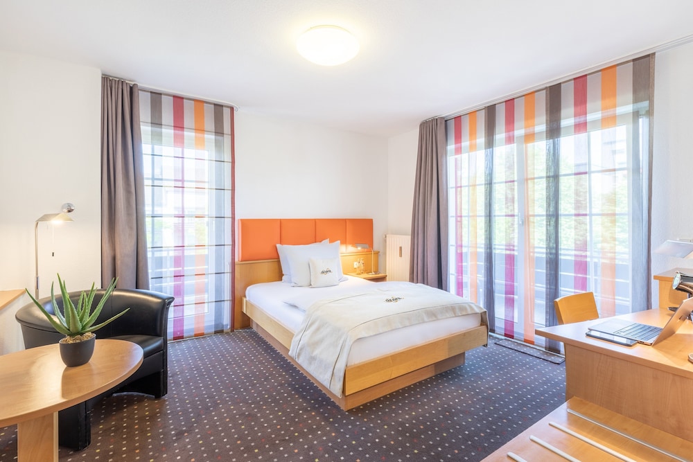 acora Düsseldorf Living the City