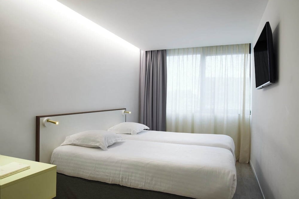 Hôtel Isidore Nice-Ouest