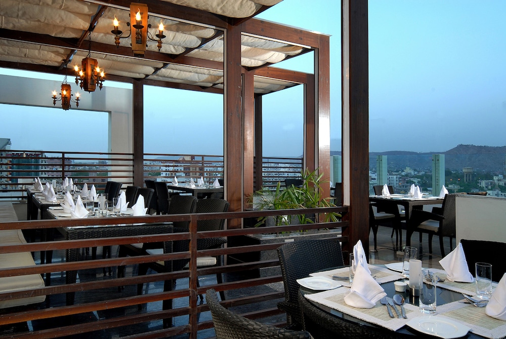 Fairfield by Marriott Jaipur