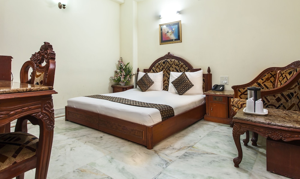 Hotel Sunstar Residency