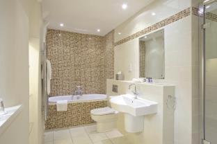 Macdonald Houstoun House