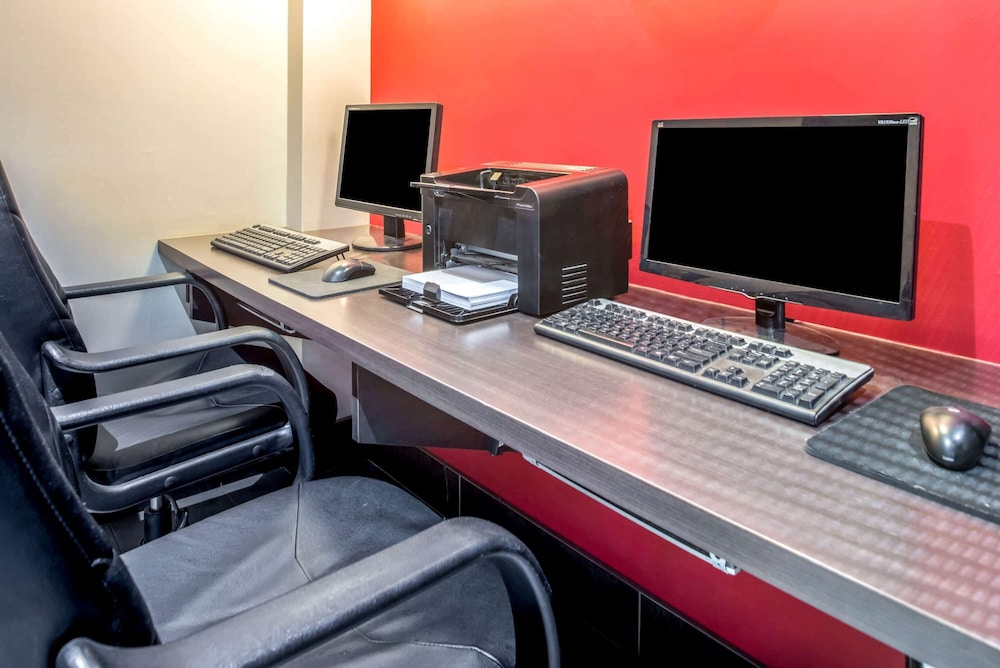 Ramada by Wyndham Saskatoon