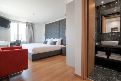 Athenaeum Smart Hotel