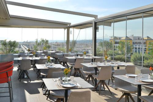 Athenaeum Smart Hotel