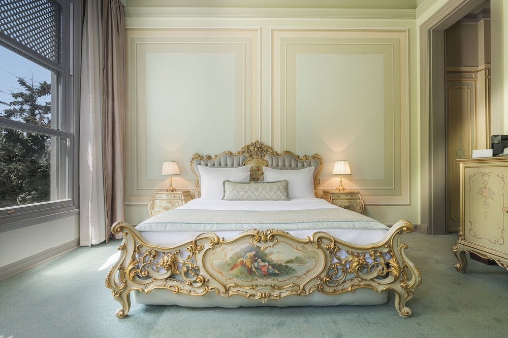 Bosphorus Palace Hotel